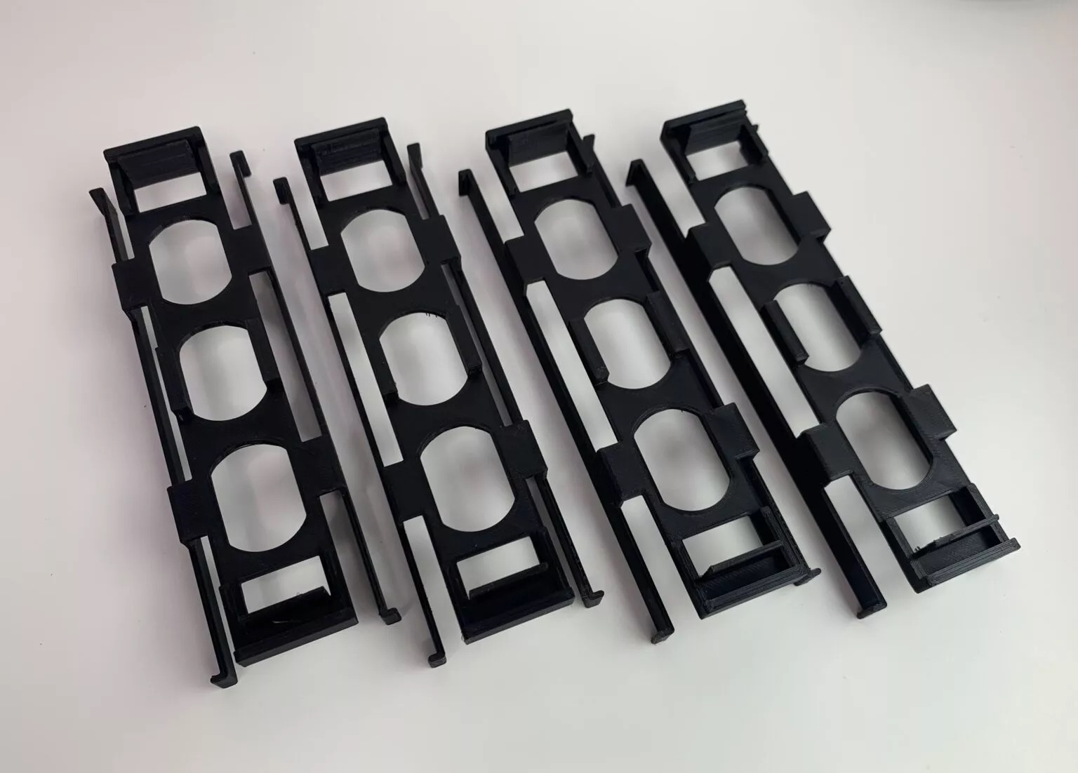Piezas industriales y prototipos impresos en 3D con materiales técnicos de alta resistencia