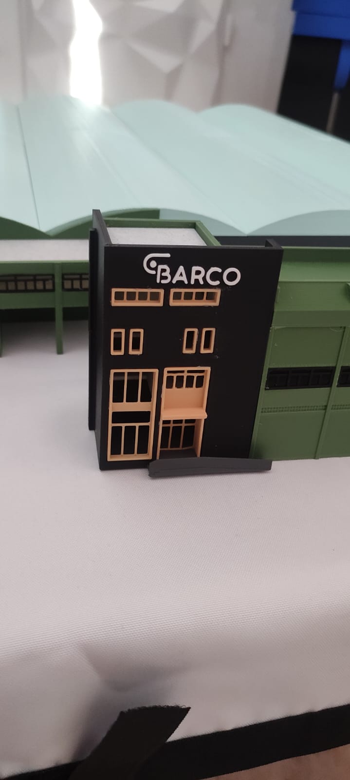 Maqueta nave industrial Barco impresa en 3D